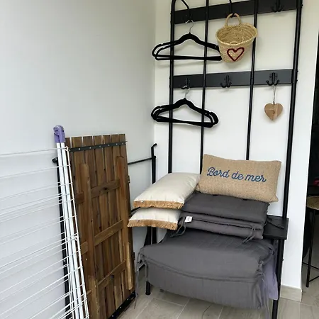 Cocoon élégant - Terrasse, Plages à Pied Et Pkg Privé