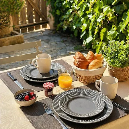 Appartement Cocoon élégant - Terrasse, Plages à Pied Et Pkg Privé *